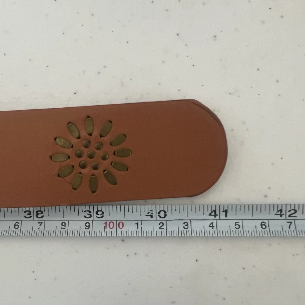 Linea‎ Pelle Anthropologie Brown Genuine Leather Metal Floral Studded Belt M